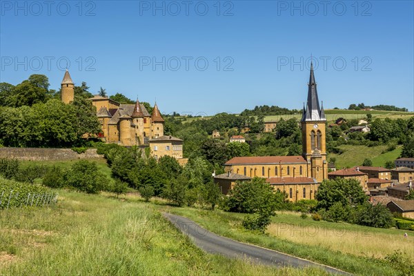 Castle and church of Jarnioux