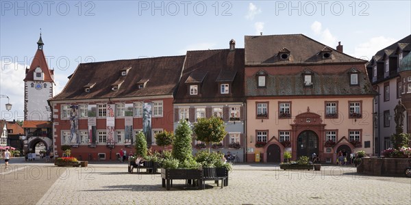 Market square with Kinzingtor
