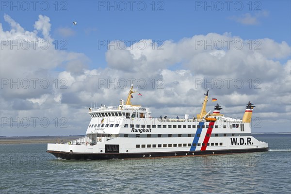 Ferry at the port of Wittdun