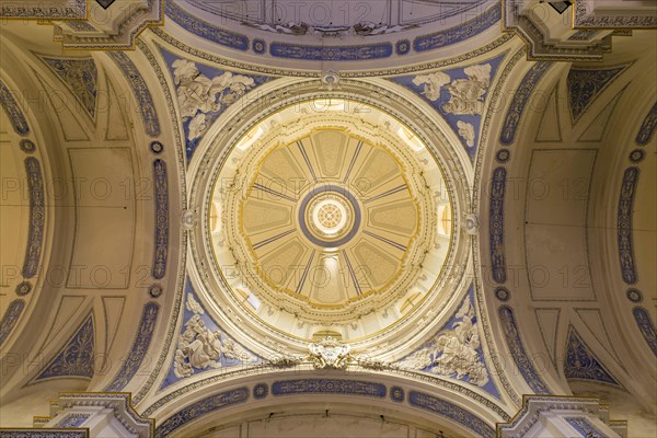 Crossing Dome