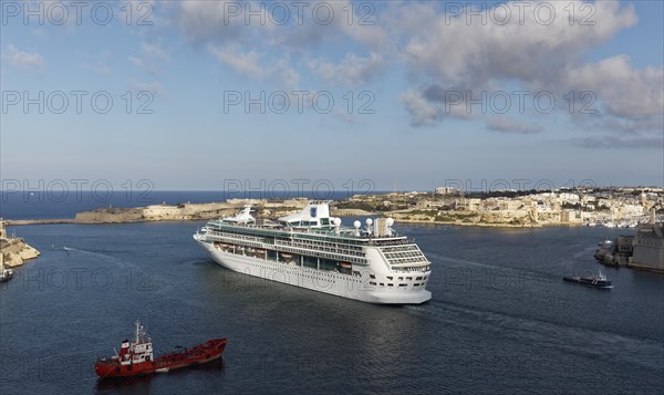 Cruise ship Legend of the Seas