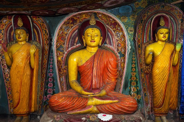 Buddha statues