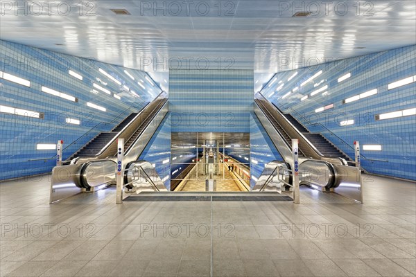 Uberseequartier U-Bahn station