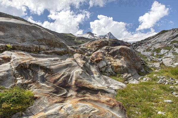 Glacial fluting of Schlatenkees