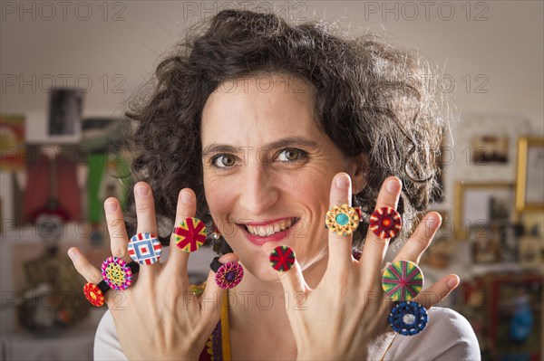 Button maker