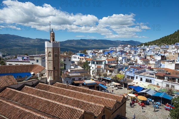 Large mosque with minaret at the city center