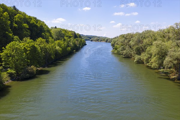 Isar between Loiching and Dingolfing