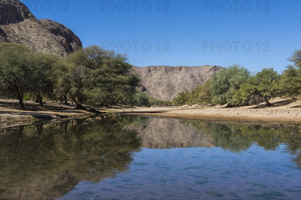 Valley with Khowarib river