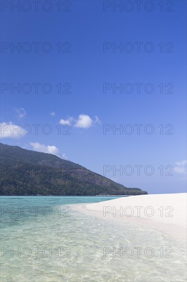Turquoise water and white beach at Ko Lipe Island