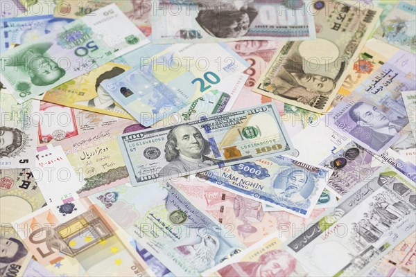 International banknotes