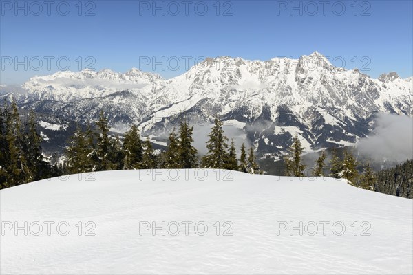 Loferer and Leoganger Steinberge in winter