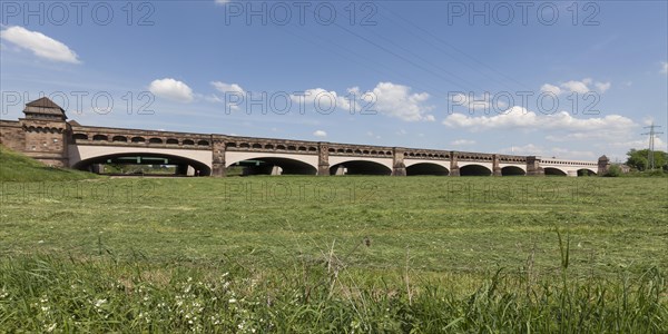 Canal bridge