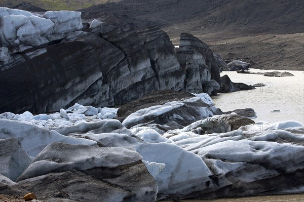 Glacier snout