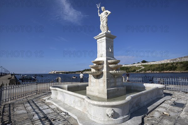 Neptune statue at the Malecon