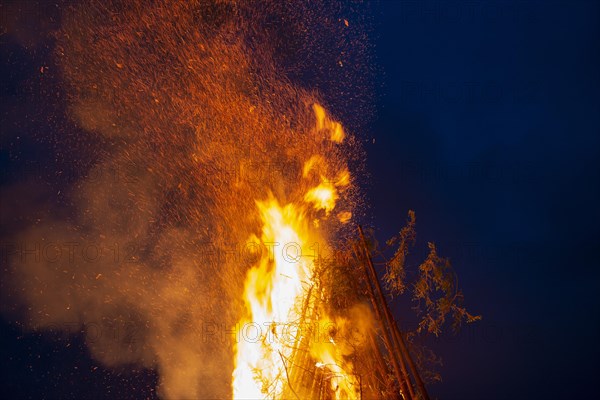 Midsummer lights