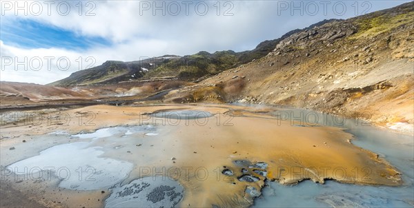 Steaming ground