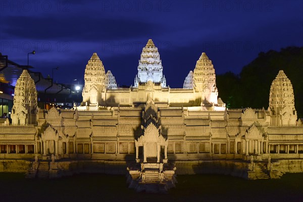 Angkor Wat in Mini Siam
