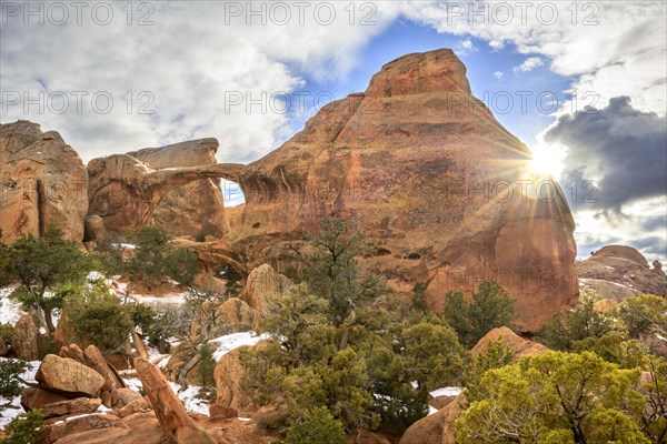 Double O Arch
