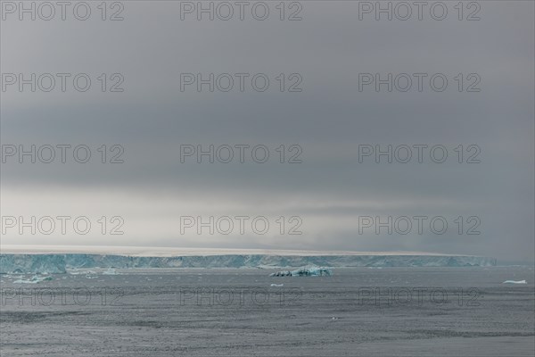 Coastline at the Austfonna glacier