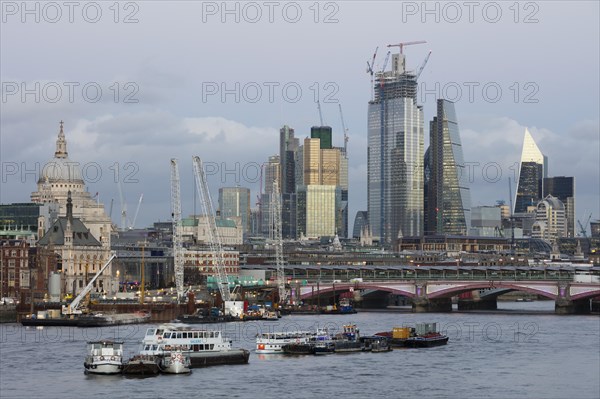 Panorama at the Thames with St.PaulÂ´s Cathedral and Blackfriars Bridge