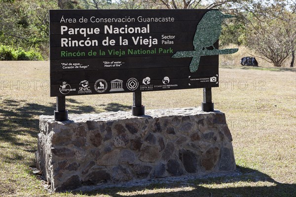 Entrance sign to the National Park Rincon de la Vieja