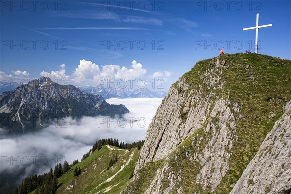 Brandnerschrofen with summit cross