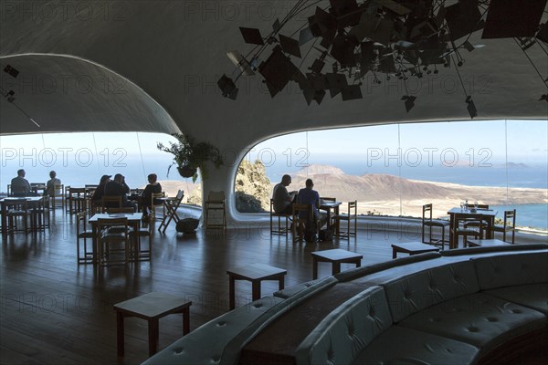 Cafe inside Mirador del Rio