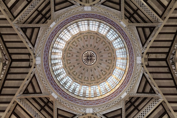 Dome with artistic tile decoration