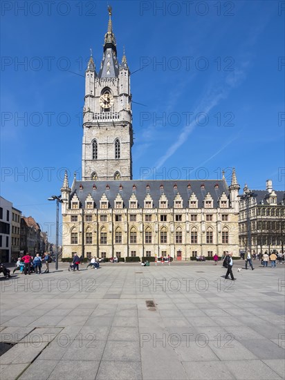 Belfry with cloth hall at Sint-Baafsplein