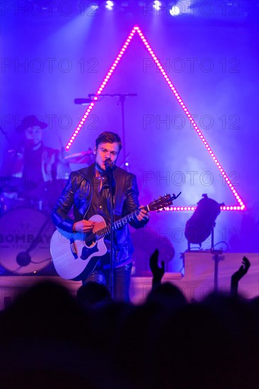 Matt Buchli from the Swiss band 77 Bombay Street live at Schuur Lucerne