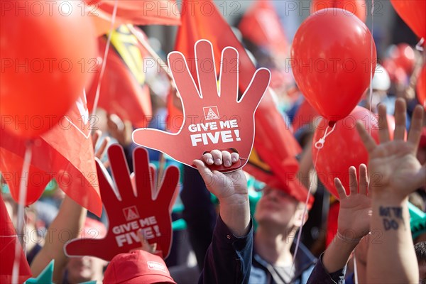 Strike of union IG Metall for pay raise