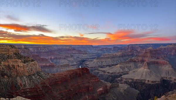 Gorge of the Grand Canyon at sunset