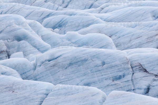 Ridged ice