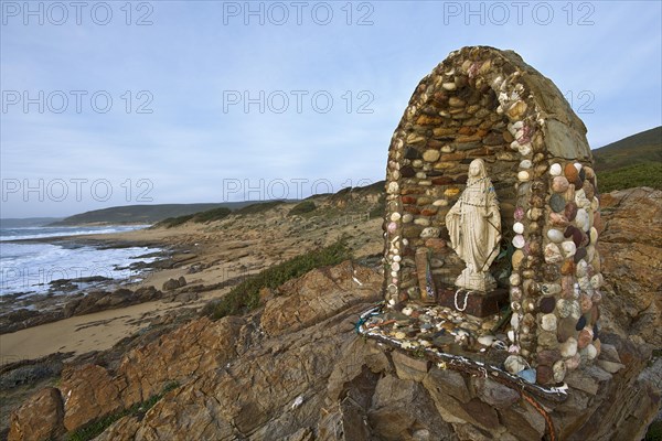 Memorial on the beach of Portu Maga