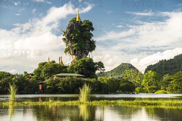 Kyauk Kalap pagoda on a rock