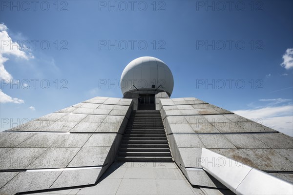 Radar station