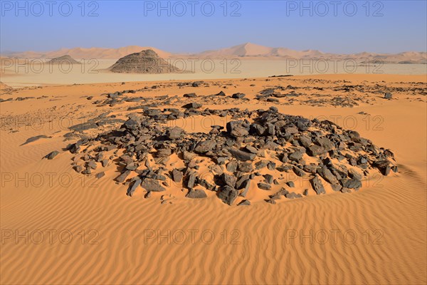 Tumulus burial mound in the sanddunes of Oued In Djerane