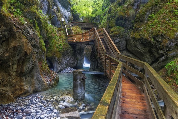 Boardwalk in the Seisenberg Gorge
