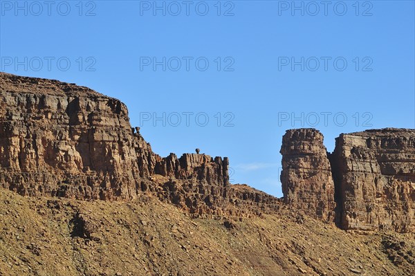 Mountain scenery at Amogjar pass