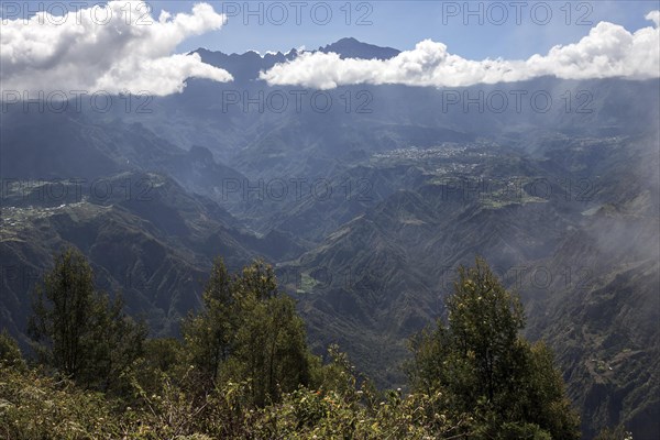 View from La Fenetre of Makes in the caldera Cirque de Cilaos