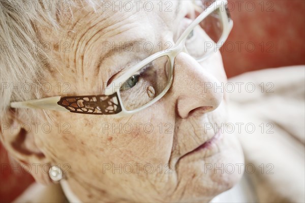 Senior suffering from dementia