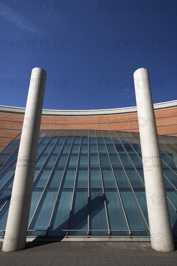 Two columns with the 12th and the 13th article of the Human Rights