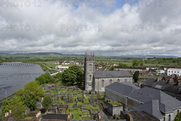 View of Thomondgate