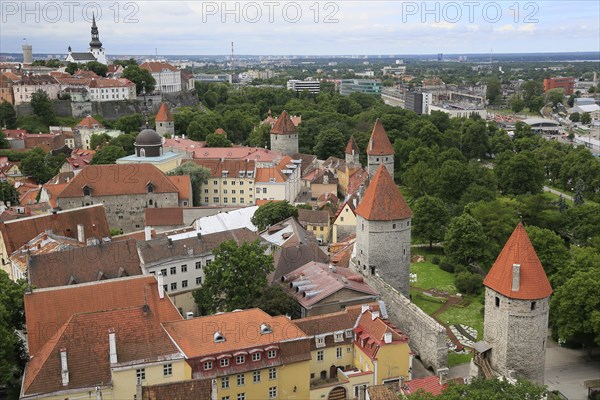 Lower Town with town walls and Upper Town with cathedral