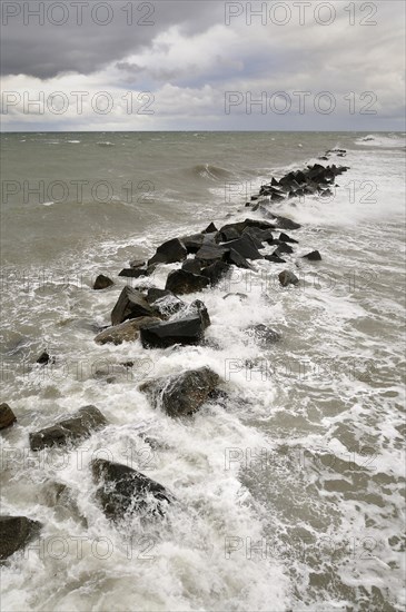 Breakwater on Wustrow beach