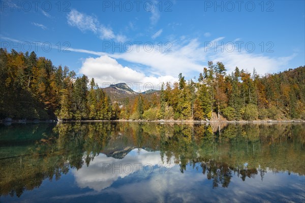 Autumn mood by the Kleiner Odsee lake