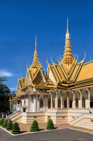 Throne hall