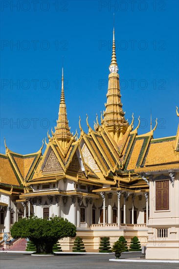 Throne hall