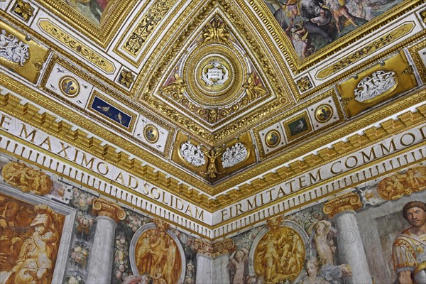 Ceiling paintings and golden wall decorations in the Sala Paolina