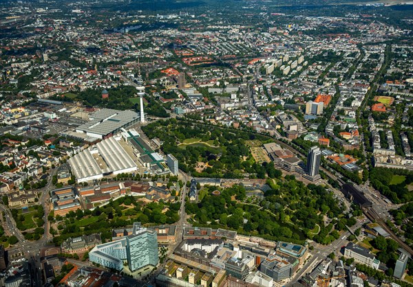 CCH Congress Center Hamburg and Planten und Blomen